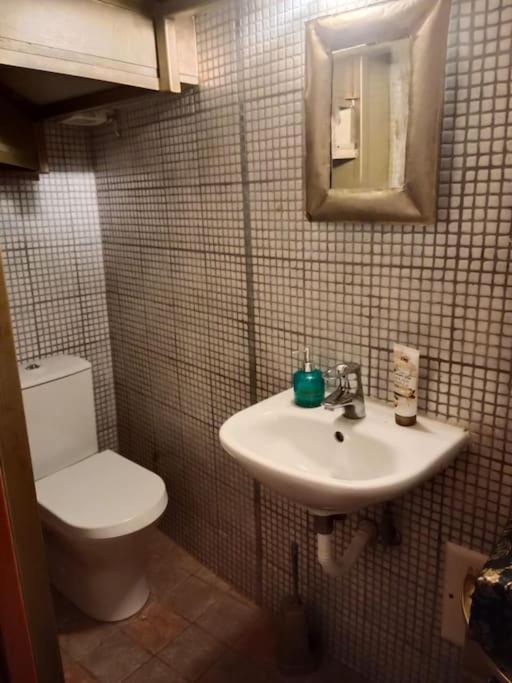 Vakantiehuis Traditional 3 Story Townhouse ,batta Hanem